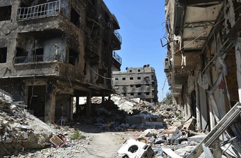 Imagen del campamento de refugiados de Yarmuk, destruido por los bombardeos. (AFP)