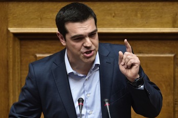 Alexis Tsipras, en una sesión parlamentaria, la semana pasada. (Aris MESSINIS / AFP)