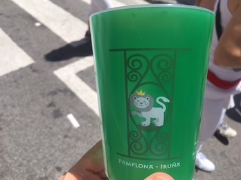 Vaso reciclable que se está utilizando este año en sanfermines.