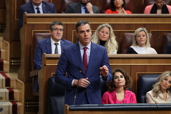 El presidente del Gobierno español, Pedro Sánchez, durante el pleno de control celebrado este miércoles en el Congreso. 