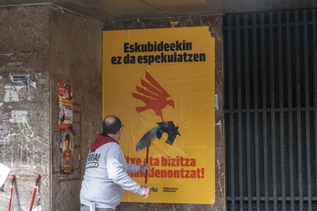Acción contra la especulación con la vivienda de Sortu en Bizkaia.