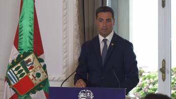 Posterra_pieza_imanol_pradales