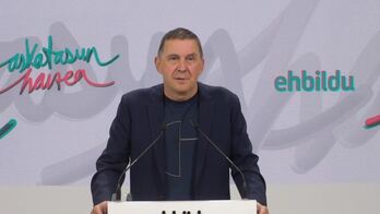 Posterra_pieza_eh_bildu_agerraldia